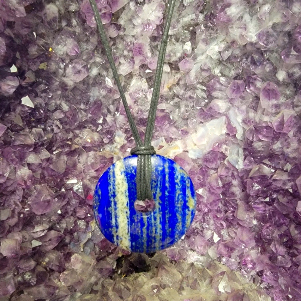 Large round Lapis Necklace